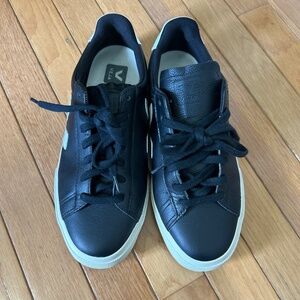 Women’s Veja Campo Sneaker